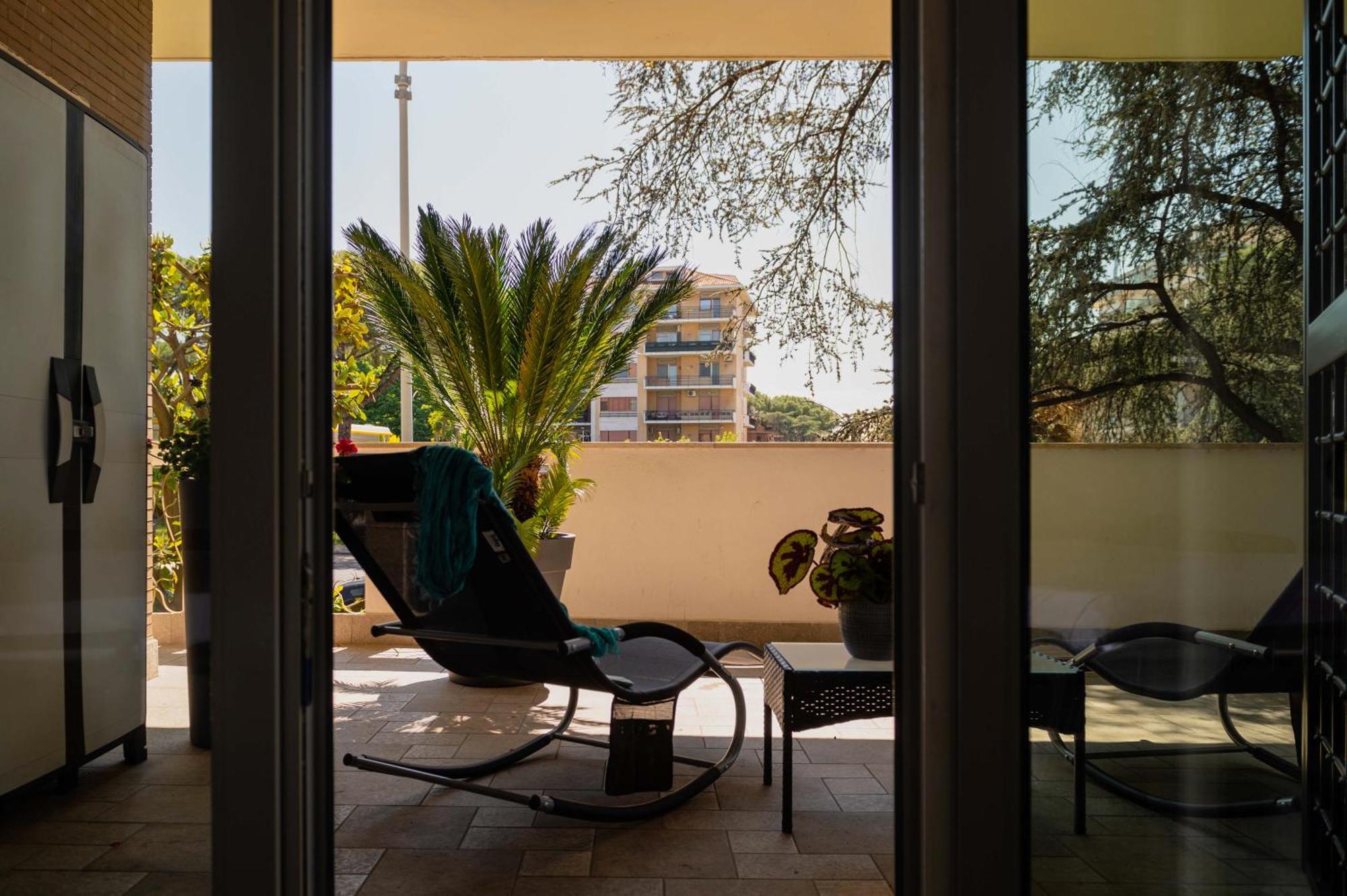Home Big Crire At 724 Rome Exterior photo